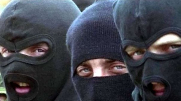 Четверо зловмисників напали на охоронця і обікрали офіси у Львові