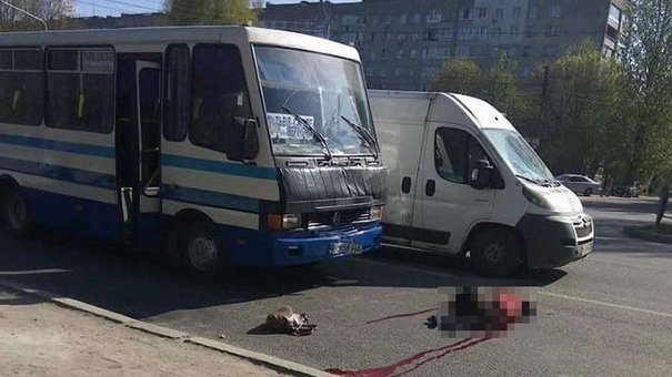 Рейсовий автобус на смерть збив жінку на вул. Стрийській у Львові