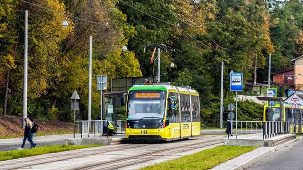 Слухачам навчальних курсів водіїв електротранспорту у Львові платитимуть щомісяця по ₴4 тис.