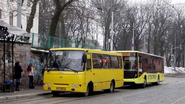 Львівська мерія не дійшла згоди із перевізниками щодо нового тарифу у маршрутках