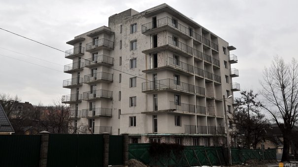 На знесення незаконної багатоповерхівки у Львові виділили 2,9 млн грн
