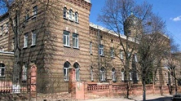 В одному з львівських пологових будинків заборонили партнерські пологи через кір
