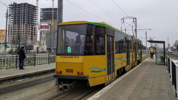 У трамваях та тролейбусах Львова підняли вартість півторагодинних і туристичних квитків
