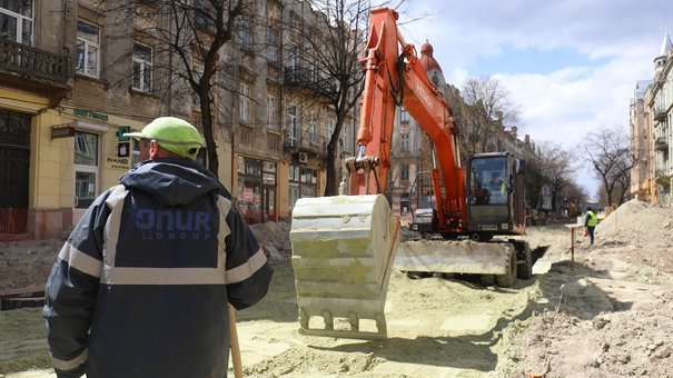 Комісія оглянула ремонт вулиці Бандери після зауважень громадських активістів