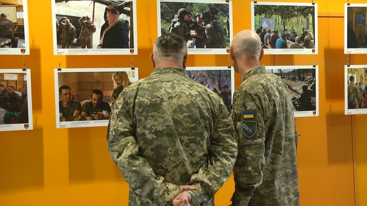 У Львові презентували інтерактивну виставку про роботу військових психологів 